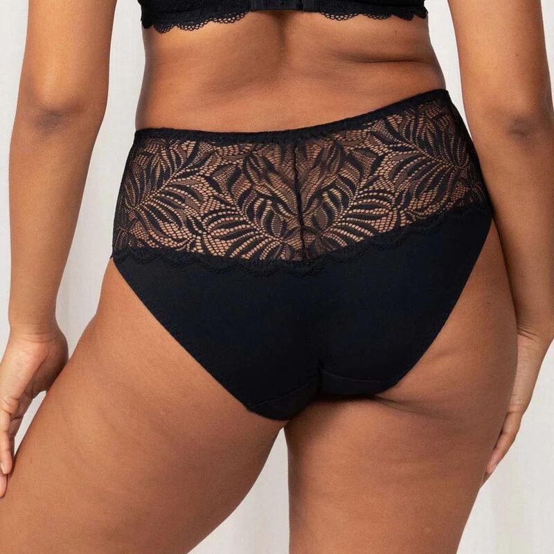 Triumph Essential Lace Maxi Brief image number 1